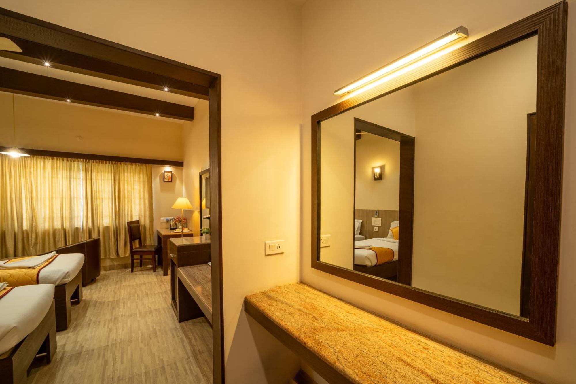 Yagappa Residency Hotel Thanjavur Buitenkant foto